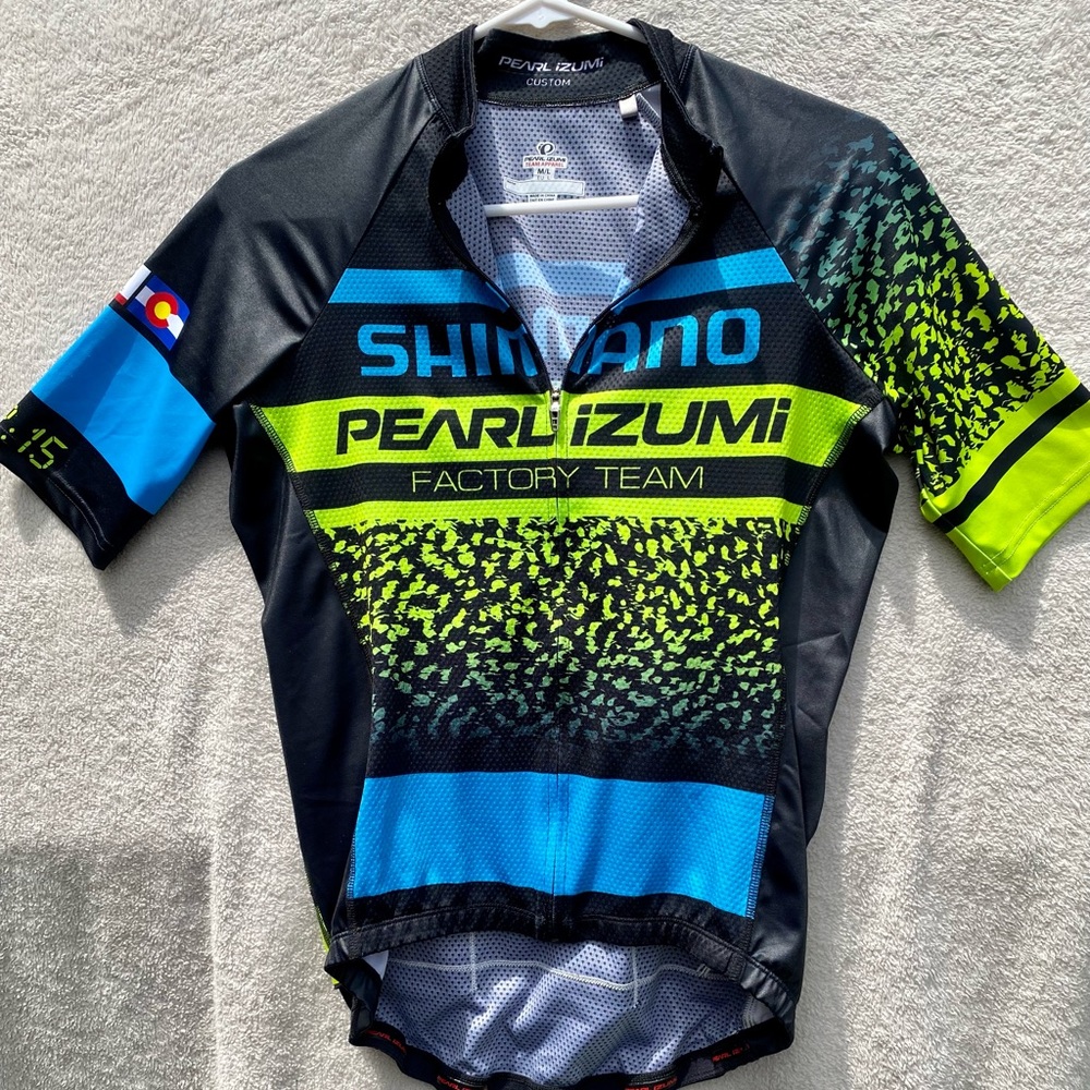 2 Pearl Izumi Elite cycling jerseys